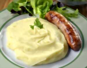 photo Repas aligot-saucisse à Dégagnac