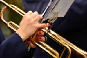 Noël à Bergerac - inauguration avec fanfare