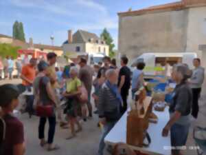 photo Marché mensuel de Beaulieu-sous-Parthenay (1er vendredi du mois)