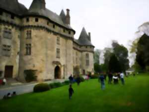 photo Chasse aux oeufs au château