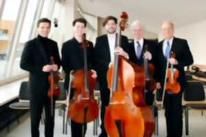 photo Festival de Bach à Bacchus - Quintette à cordes de l'Orchestre Philharmonique de Berlin et Yves Henry, piano