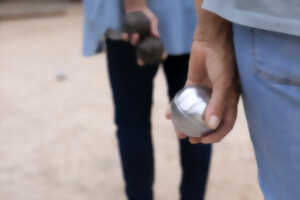 Concours de pétanque en doublette