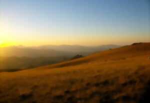 Randonnée accompagnée Mendi Gaiak : randonnée pique-nique coucher de soleil
