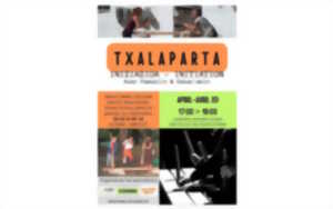 photo Initiation à la txalaparta (instrument traditionnel de musique basque)