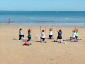 photo Yoga sur la plage à Langrune-sur-Mer