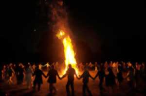 photo Feu de la Saint-Jean à Beaulieu sur Dordogne