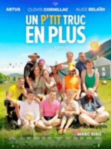 photo Ciné plein air à Saint-Martin-de-Vers / Les-Pechs-du-Vers