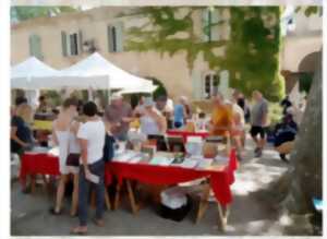 photo MARCHE AUX LIVRES