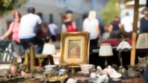 photo Brocante & Vide-Grenier à Ponteyraud