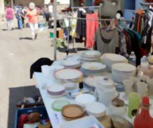 photo VIDE-GRENIERS DE LUZZY SUR MARNE