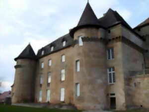 photo Exposition de Printemps au Château, 90 ans des pompiers de Lacapelle-Marival