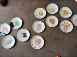 photo Atelier décor sur porcelaine
