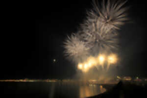 photo GRAND FEU D'ARTIFICE DE LA FÊTE NATIONALE & DJ SET MADEMOISELLE CARO