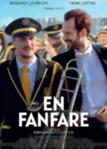 photo Cinéma Arudy :En fanfare