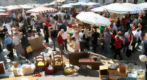 photo Vide-grenier au chateau !