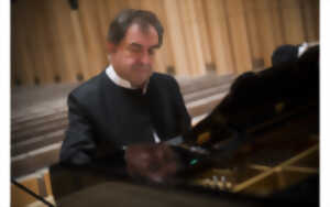 photo Festival Ravel : Jean-François Heisser, piano Jean-Frédéric Neuburger, piano et Charles Heisser, piano