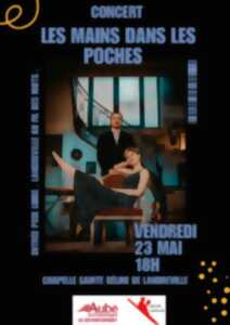 Concert : les mains dans les poches