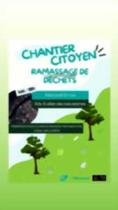photo Ramassage de déchêts - Journée mondiale de l'Océan