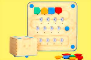 Atelier | Les histoires avec Cubetto le robot