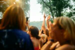 photo Concert au Camping Au Bois Dormant - Couleur Café,  avec repas