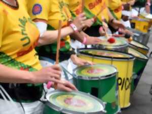 photo Concert - Batucada aux abords du plan d´eau de Metz