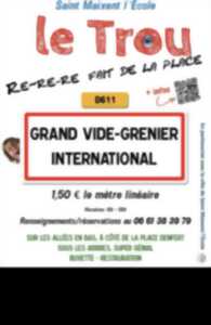 photo Le Trou - Grand Vide Grenier