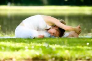 Jeudi yoga : douceur et sérénité