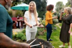photo Repas barbecue à l'École Paul Bert - Pauline Kergomard