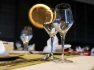 photo La fête des pères à la table du centenaire