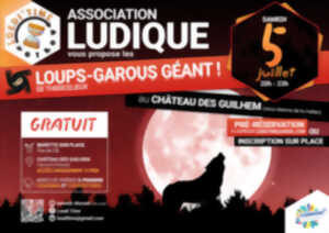 photo LOUPS-GAROUS GÉANT AU CHÂTEAU DES GUILHEM