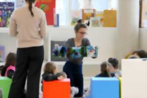 photo Histoires et jeux pour petits curieux « Voyage au pays des contes »