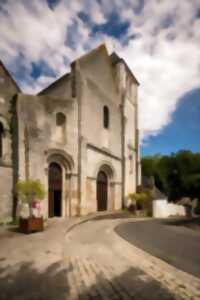 photo La Nuit des Eglises : Visite des curieux de l'abbatiale