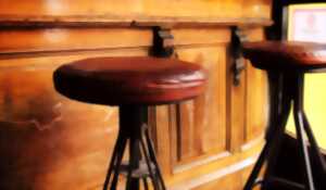 photo Stage : création d'un tabouret tapissé