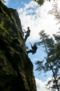 photo AVENTURES VERTICALES - DEMI-JOURNÉE VIA-FERRATA ENFANTS