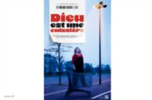 photo Emilie Deletrez : Dieu est une caissière - Carré Sam