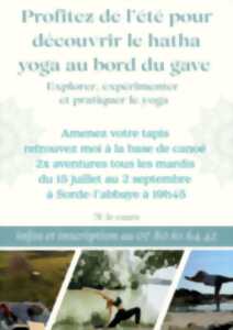 photo Hatha yoga au bord du gave