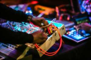photo Concert Live Modular Techno – Vinciane + CMIIAW