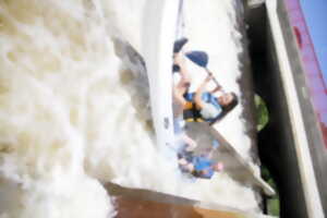 photo Descente du courant en kayak avec moniteur