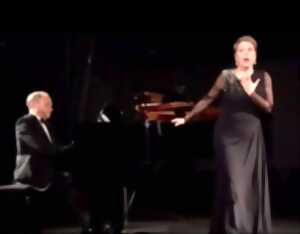 photo Anne-Sophie DUPRELS - soprano  et  Antoine PALLOC - piano