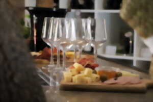 photo DÉGUSTATION CHARCUTERIE FROMAGE