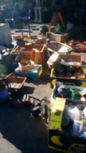 photo Brocante et vide-greniers à Arcambal