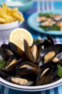 photo Repas dansant moules frites