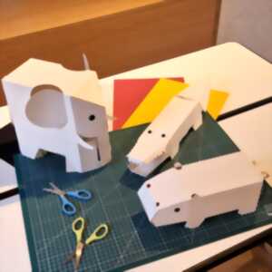 photo Atelier - Les animaux cartonnent