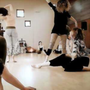 photo ATELIER DÉCOUVERTE : DÉCOUVERTE DE LA DANSE D’EXPRESSION LIBRE