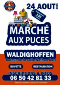 photo Marché aux puces et bourse aux vêtements enfants jouets et puériculture