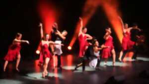 photo ATELIER DÉCOUVERTE : DÉCOUVERTE DES DANSES LATINES ET SALSA