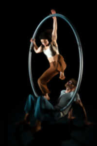 photo Agora Pôle National Cirque - In Difference / Jef Everaert et Marica Marinoni