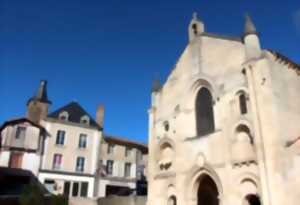 photo Visite libre de l’église abbatiale Saint-Pierre, dans le cadre des Journées Européennes du Patrimoine