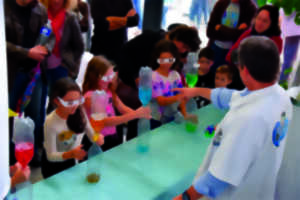 photo FÊTE DE LA SICENCE - ATELIER STAND - MAGIE OU SCIENCE