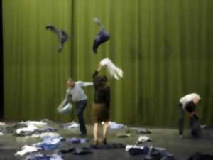photo Théâtre : Le bruit des arbres qui tombent